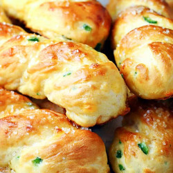 Jalapeno Cheddar Pretzel Twists