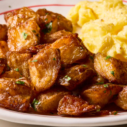 Breakfast Potatoes (so Crispy!)