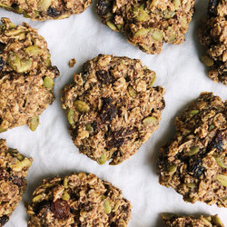 Oatmeal Raisin Breakfast Cookies