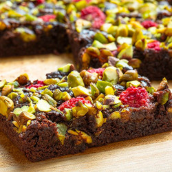 Raspberry And Pistachio Brownies