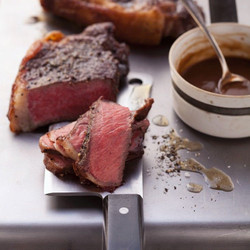 Pan-fried Steaks With Spicy Sauce