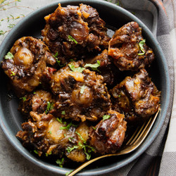 Slow Cooker Oxtail Recipe