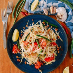 Thai Green Papaya Salad