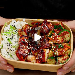 Kbbq Garlic Chicken Bowls With Cucumber Salad
