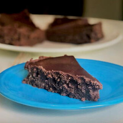 Flourless Chocolate Fudge Cake