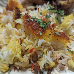 Tahdig-Style Rice with Bell Pepper and Jalapeño