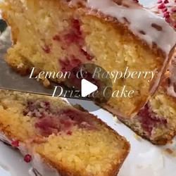Lemon Drizzle Cake With Raspberries