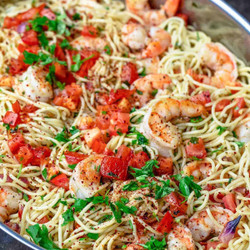 Garlicky Shrimp Pasta with White Wine and Lemon