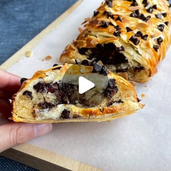 Tresse Feuilletée Crème D'amande &amp; Chocolat