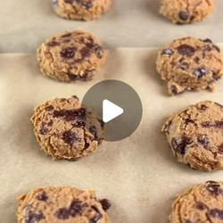 Peanut Butter And Chocolate Chip Cookies
