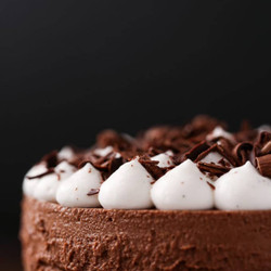 5-ingredient, No-bake Vegan French Silk Pie