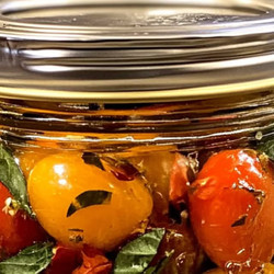 Zesty Pickled Cherry Tomatoes With Garlic And Basil
