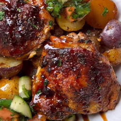 Roasted Red Pepper &amp; Herb Chicken With Pomegranate Molasses