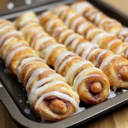 Heavenly Cinnamon Roll Breadtwists