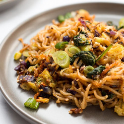 Copycat Noodles &amp; Company Chili Garlic Ramen Recipe