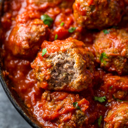 Easy Baked Meatballs - I combined this with Greco family recipe