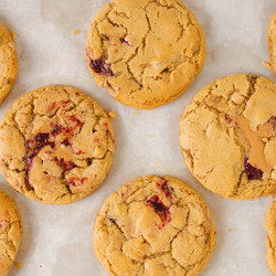 Stuffed Peanut Butter And Jelly Cookies