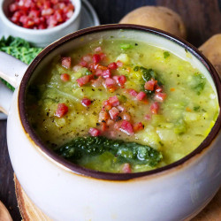 Wirsingsuppe Mit Kartoffeln