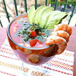 Vuelve A La Vida Seafood Cocktail