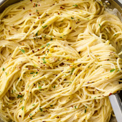 Garlic Lemon Spaghetti easy mains must