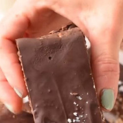 Protein Bars Without Protein Powder (11g Protein, 9g Fiber)