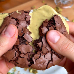 Crackly Chewy Pistachio Stuffed Brownie Cookies