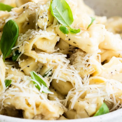 Cheese Tortellini In Garlic Butter Sauce