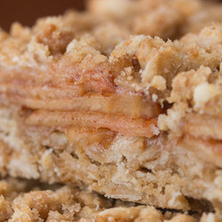 Apple Cinnamon Oatmeal Bars