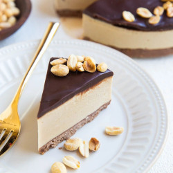 Dairy-free Low-carb Peanut Butter Pie