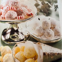 Snowballs (Wedding Cookies, Tea Cakes, Butterballs)