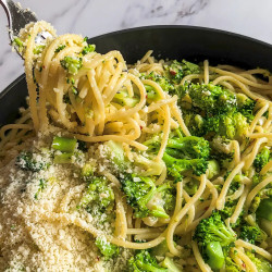 Broccoli (or kale) Rubble Pasta