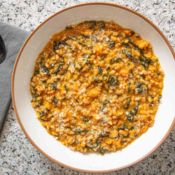 Here's How To Easily Make Butternut Squash And Kale Farrotto Like An Italian Chef