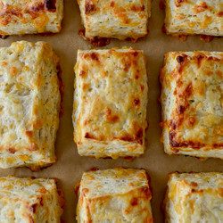 The Best Cheddar Biscuits