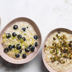 Earl Grey Rice Pudding With Blueberries