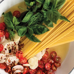 One-pot Tomato Basil Pasta