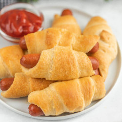 Crescent Roll Pigs In A Blanket
