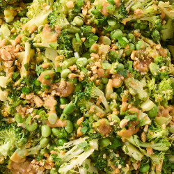 Broccoli Salad With Peanut Dressing