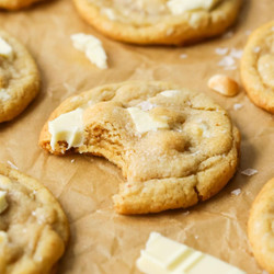 White Chocolate Macadamia Nut Cookies