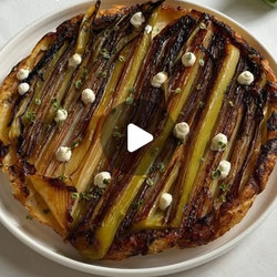 Prei Tarte Tatin Met Honing-mosterd Karamel &amp; Citroentijm