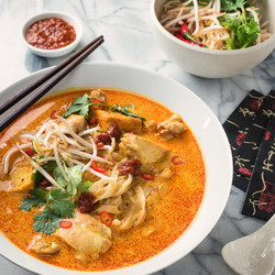 Laksa - Spicy Coconut Curry Soup