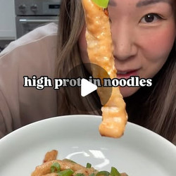 Tofu Noodle And Peanut Butter Chili Sauce