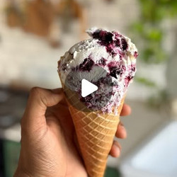 World's Best Blueberry Cheesecake Icecream