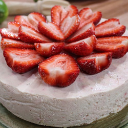 Strawberry And Lime Cheesecake