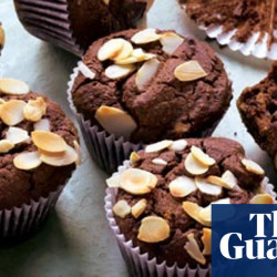 Chocolate Curd Cakes And Lemon Curd Cheese Tart