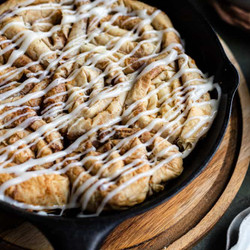 Cinnamon Roll Phyllo Dough Dessert