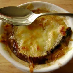 La Baguette French Onion Soup