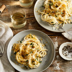 Creamy Lemon Spaghetti With Crunchy Breadcrumbs