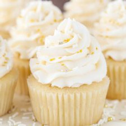 Moist Vanilla Cupcakes