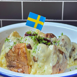 Swedish Jacket Potato With Meatballs And Creamy Gravy