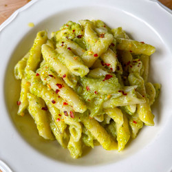 Broccoli, Chilli And Lemon Pasta
